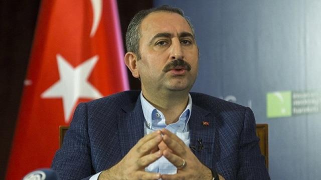 Türk Lirası adil değerinin altında Türk Lirası adil değerinin altında