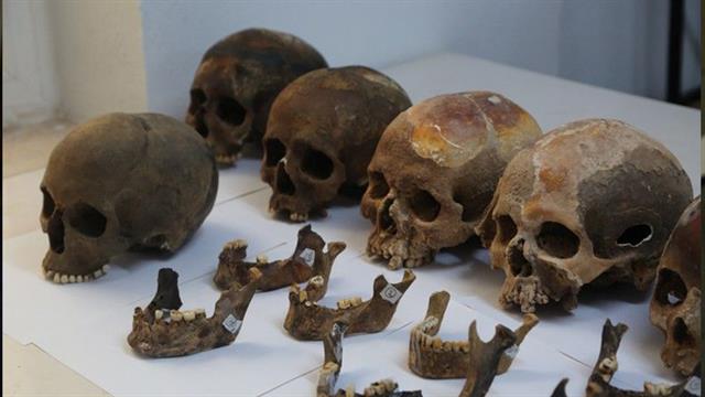 Kadıini Mağarasında binlerce yıllık toplu mezar bulundu Kadıini Mağarasında binlerce yıllık toplu mezar bulundu