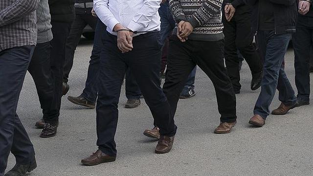Kara Kuvvetlerinde FETÖ operasyonu: 51 gözaltı Kara Kuvvetlerinde FETÖ operasyonu: 51 gözaltı