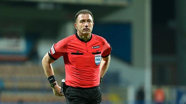 Bursaspor-Fenerbahçe maçının VARı Hüseyin Göçek Bursaspor-Fenerbahçe maçının VARı Hüseyin Göçek